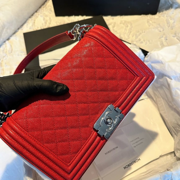 💯 Authentic Chanel Caviar quilted boy medium flap - Picture 3 of 12
